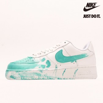 Nike Air Force 1‘07 -On-site oil painting' customization